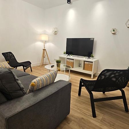 Apartamentos En El Centro - Plaza De Amboage - Wifi Ferrol Exteriör bild