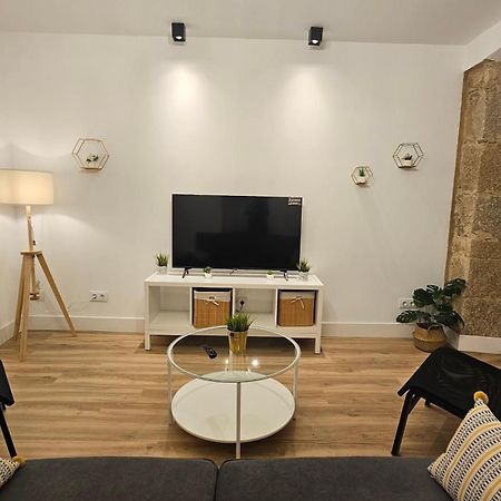 Apartamentos En El Centro - Plaza De Amboage - Wifi Ferrol Exteriör bild