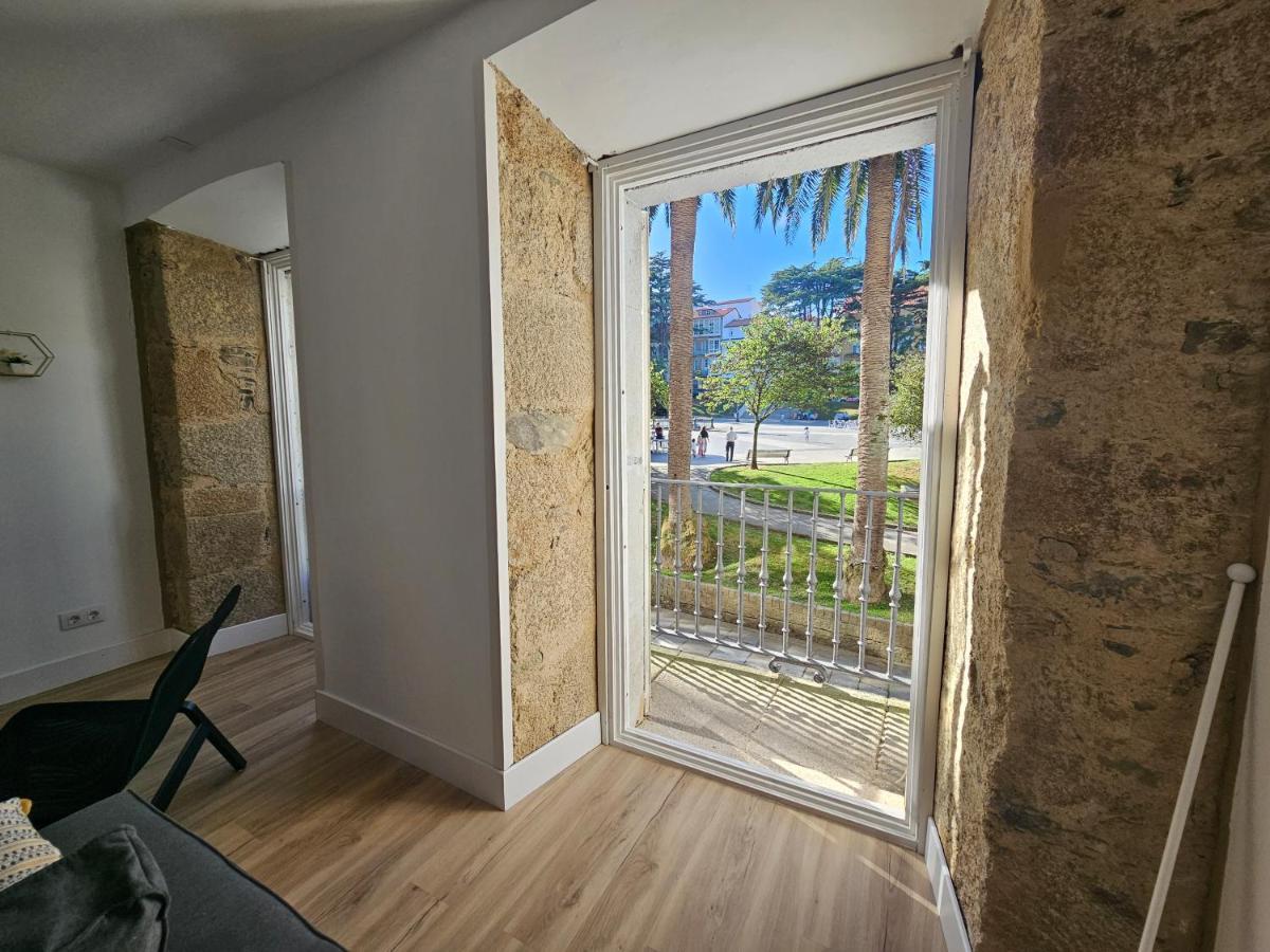 Apartamentos En El Centro - Plaza De Amboage - Wifi Ferrol Exteriör bild