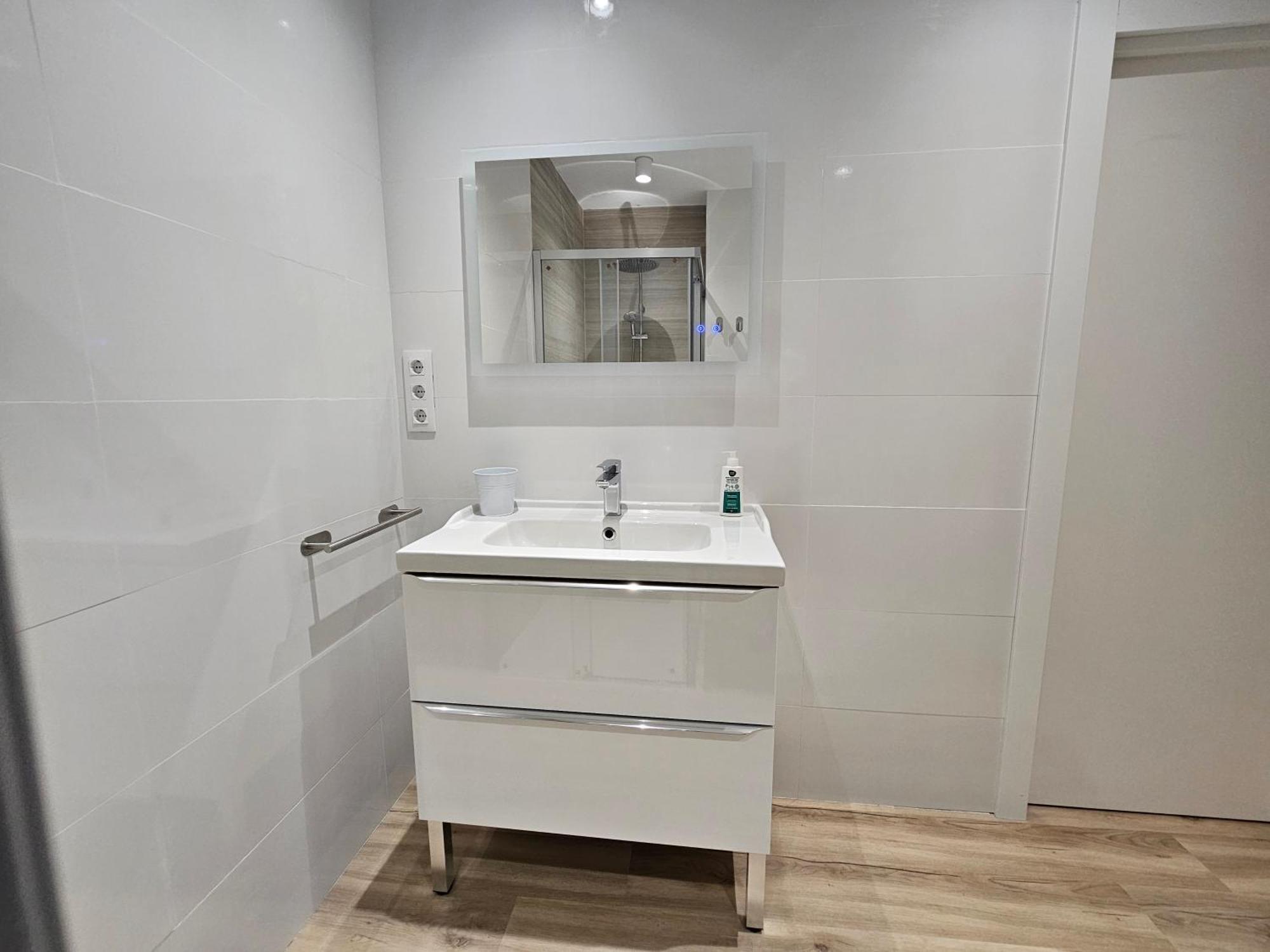 Apartamentos En El Centro - Plaza De Amboage - Wifi Ferrol Exteriör bild